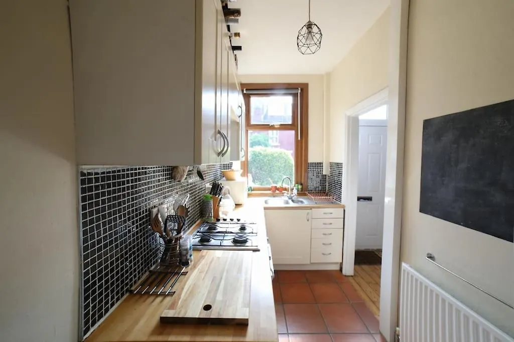 Apartament Delightful 2Bed House Near Central Leeds Leeds  Wielka Brytania