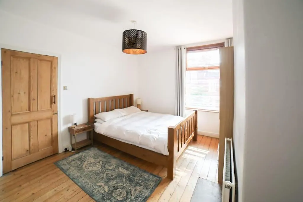 Apartament Delightful 2Bed House Near Central Leeds Leeds  Leeds (West Yorkshire)