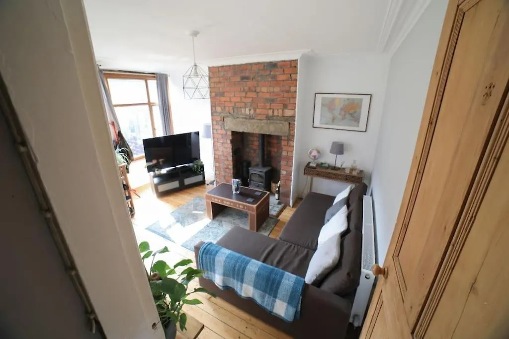 Apartament Delightful 2Bed House Near Central Leeds Leeds